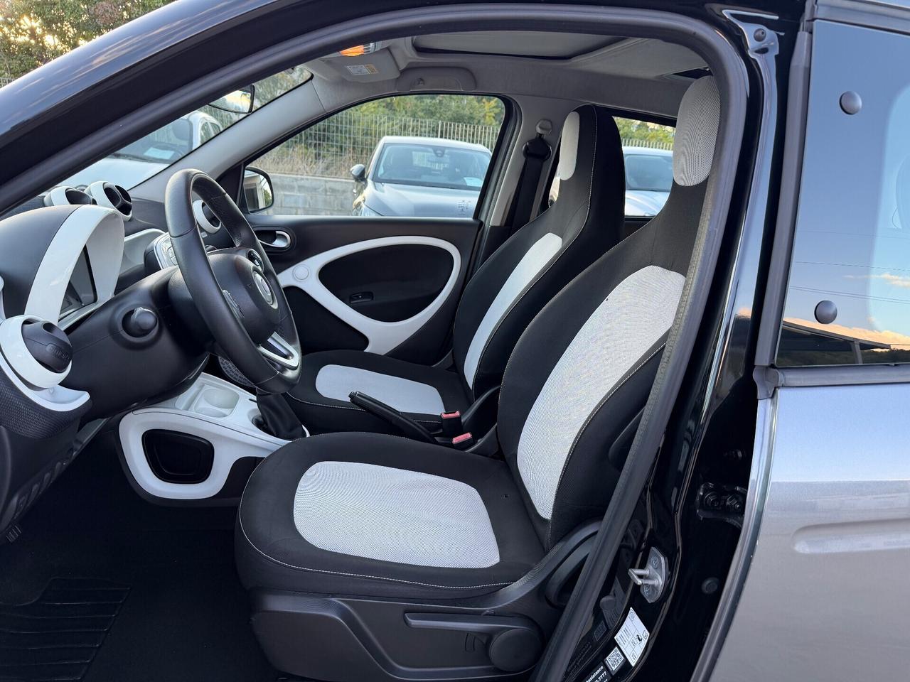 Smart ForFour Passion 1.0 benzina tetto panoramico