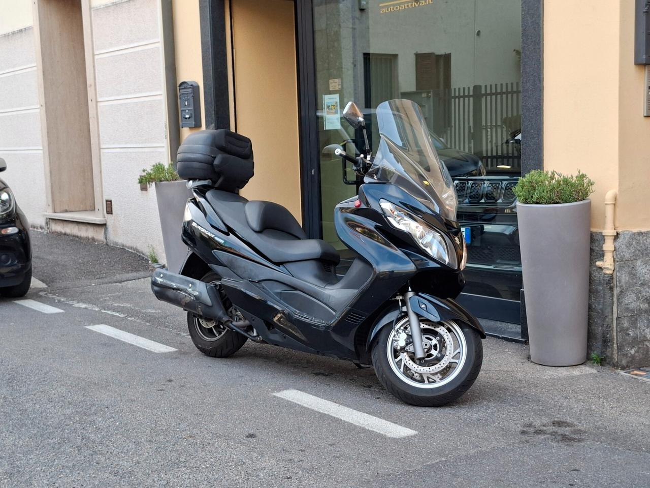 Suzuki Burgman 400 Elegance