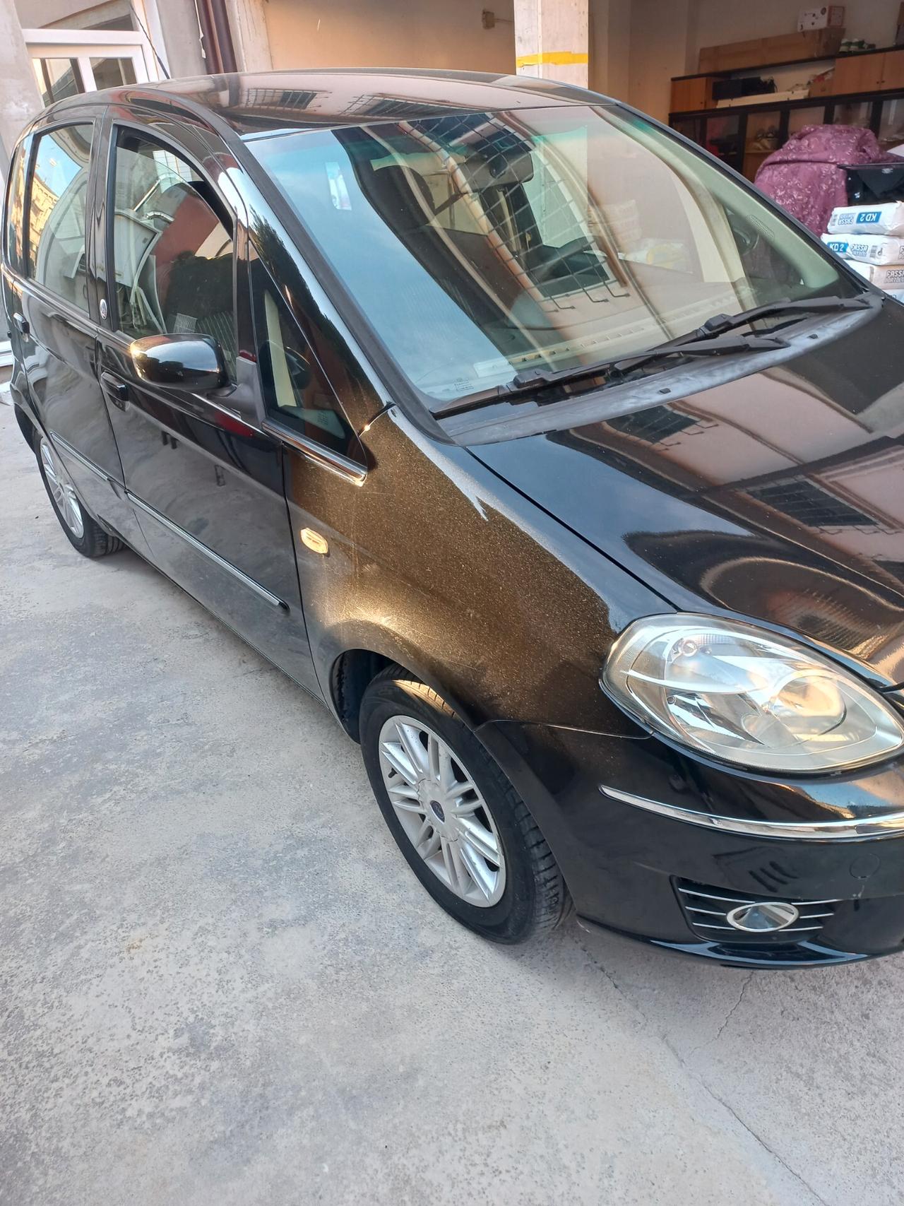 Lancia MUSA 1.4 Argento Ecochic GPL