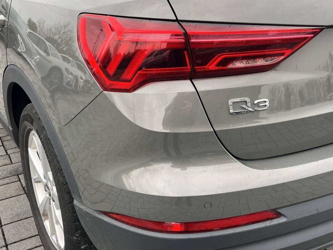 Audi Q3 35 1.5 tfsi mhev Business s-tronic