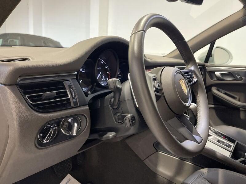 Porsche Macan 2.0 "Keyless entry"ACC*