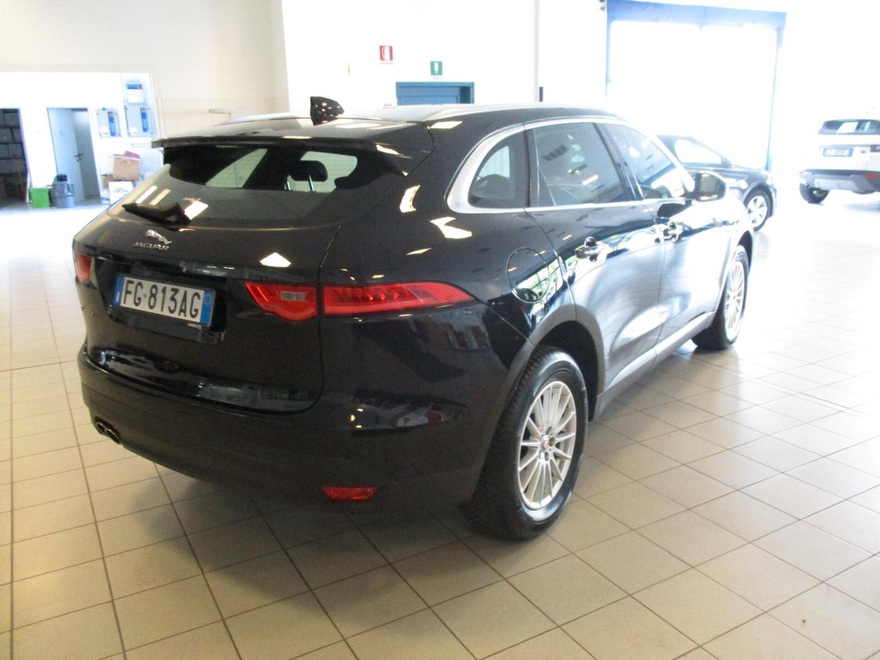 Jaguar F-Pace 2.0 D 180 CV AWD aut. Pure