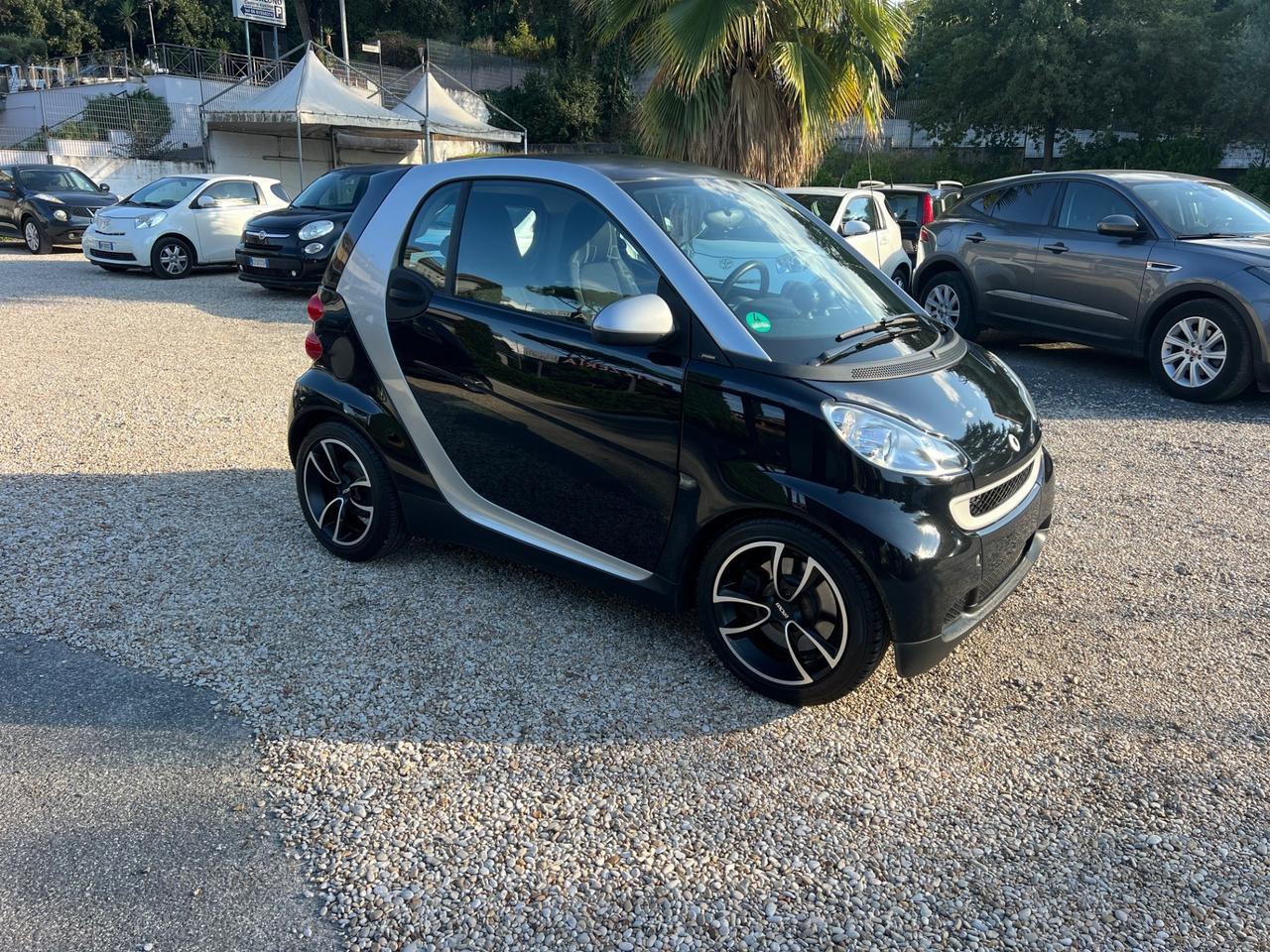 Smart ForTwo 1000 52 kW MHD coupé passion