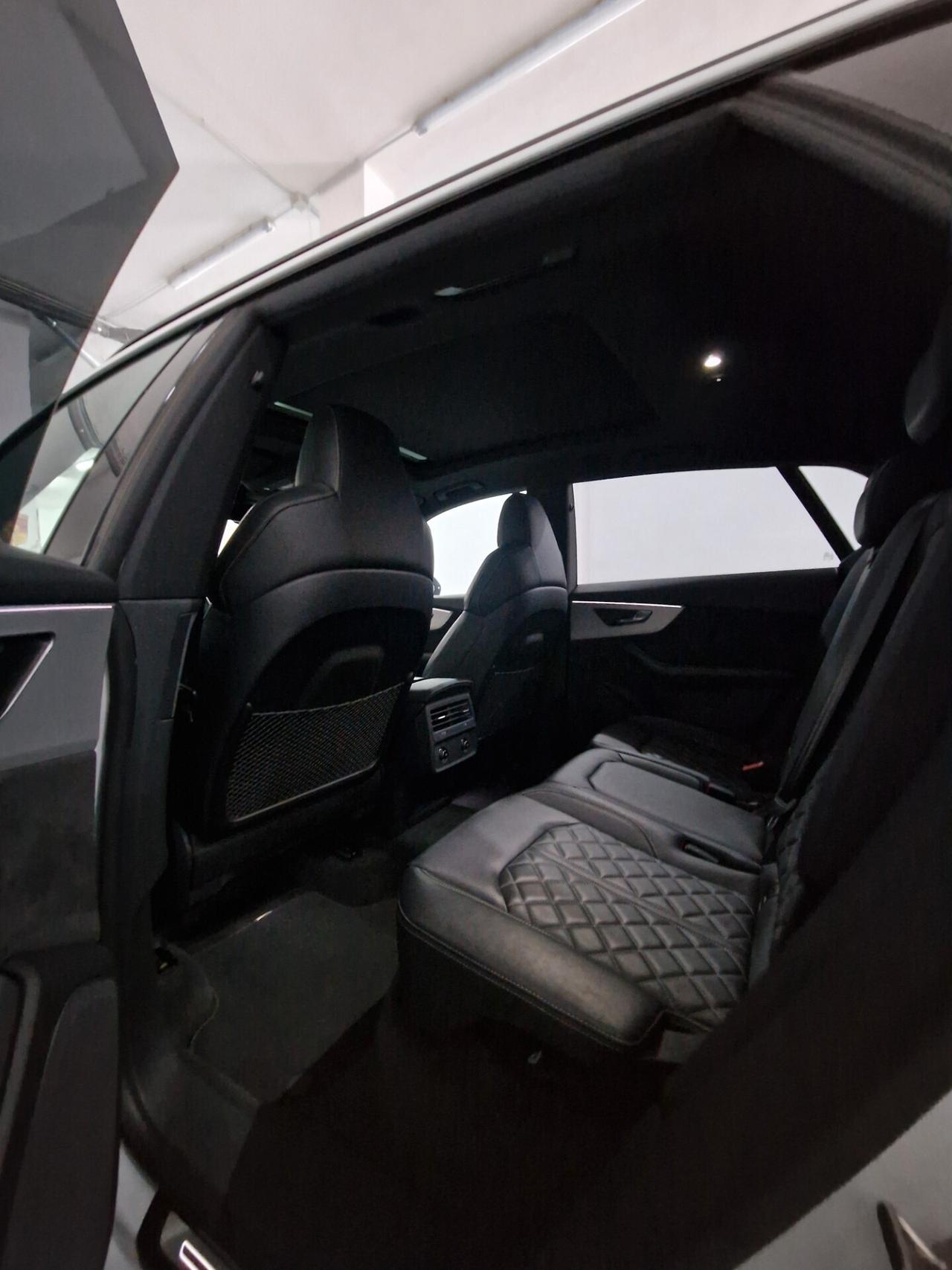 Audi Q8 SQ8 TDI quattro tiptronic sport attitude