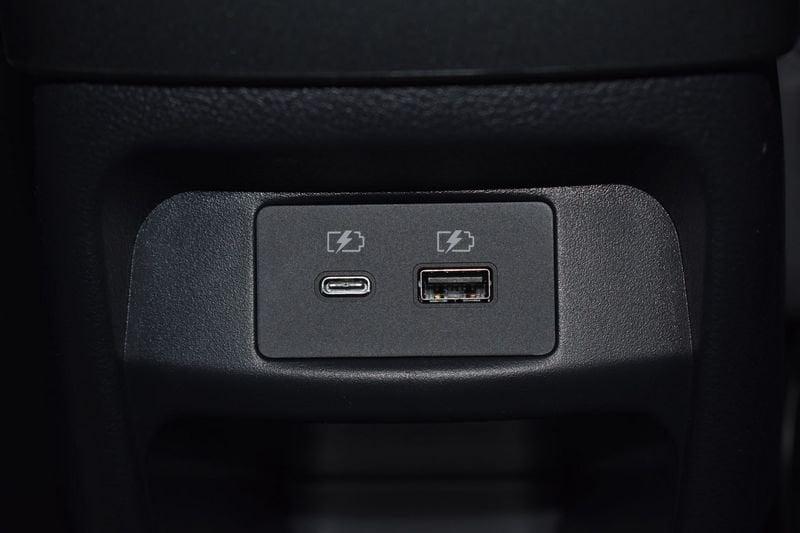 Nissan Juke Juke 1.0 DIG-T 114 CV DCT N-Connecta