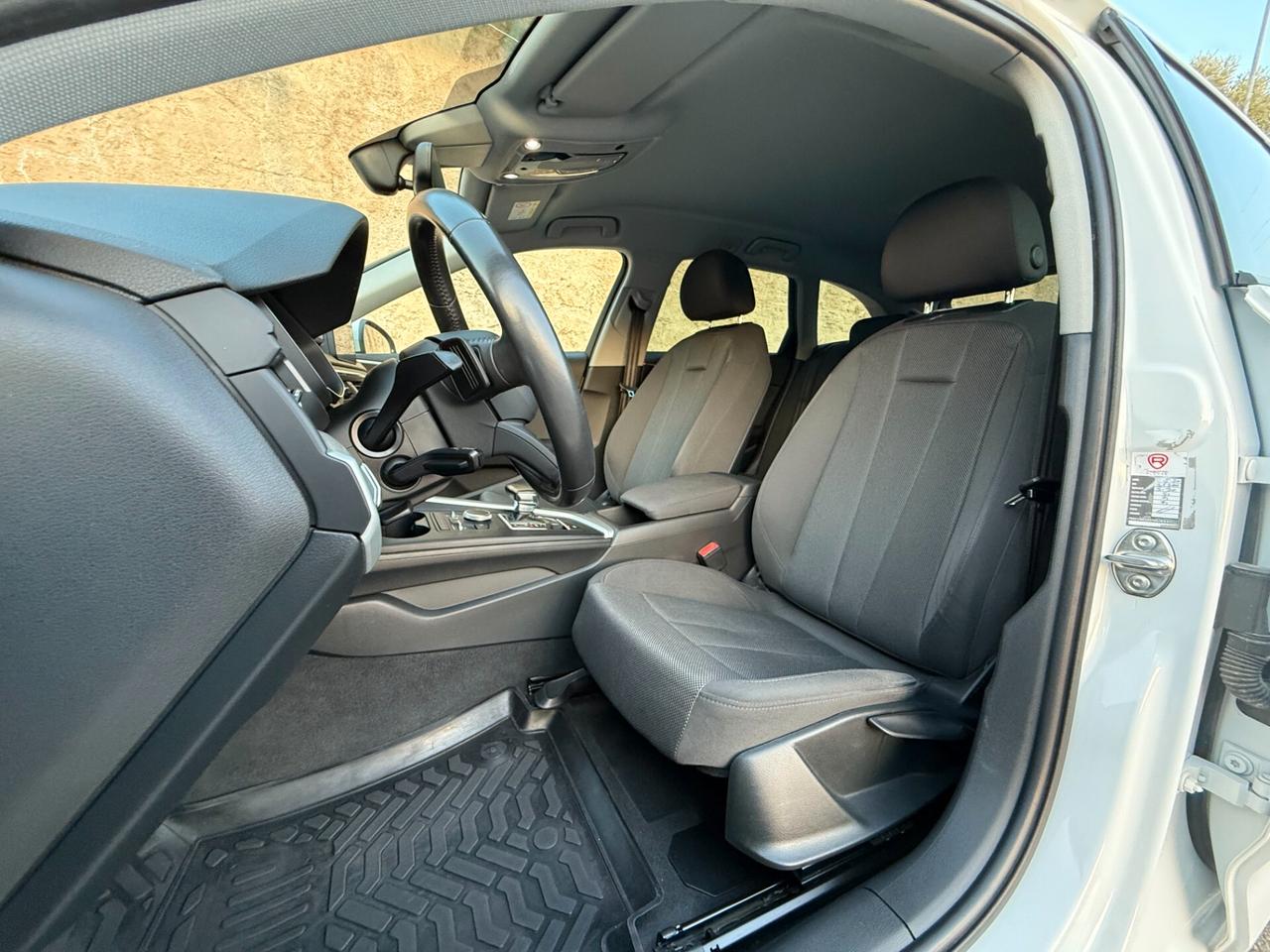 Audi A4 Avant/2.0 S TDI 150 CV/NAVI/LED/CERCHI 17"