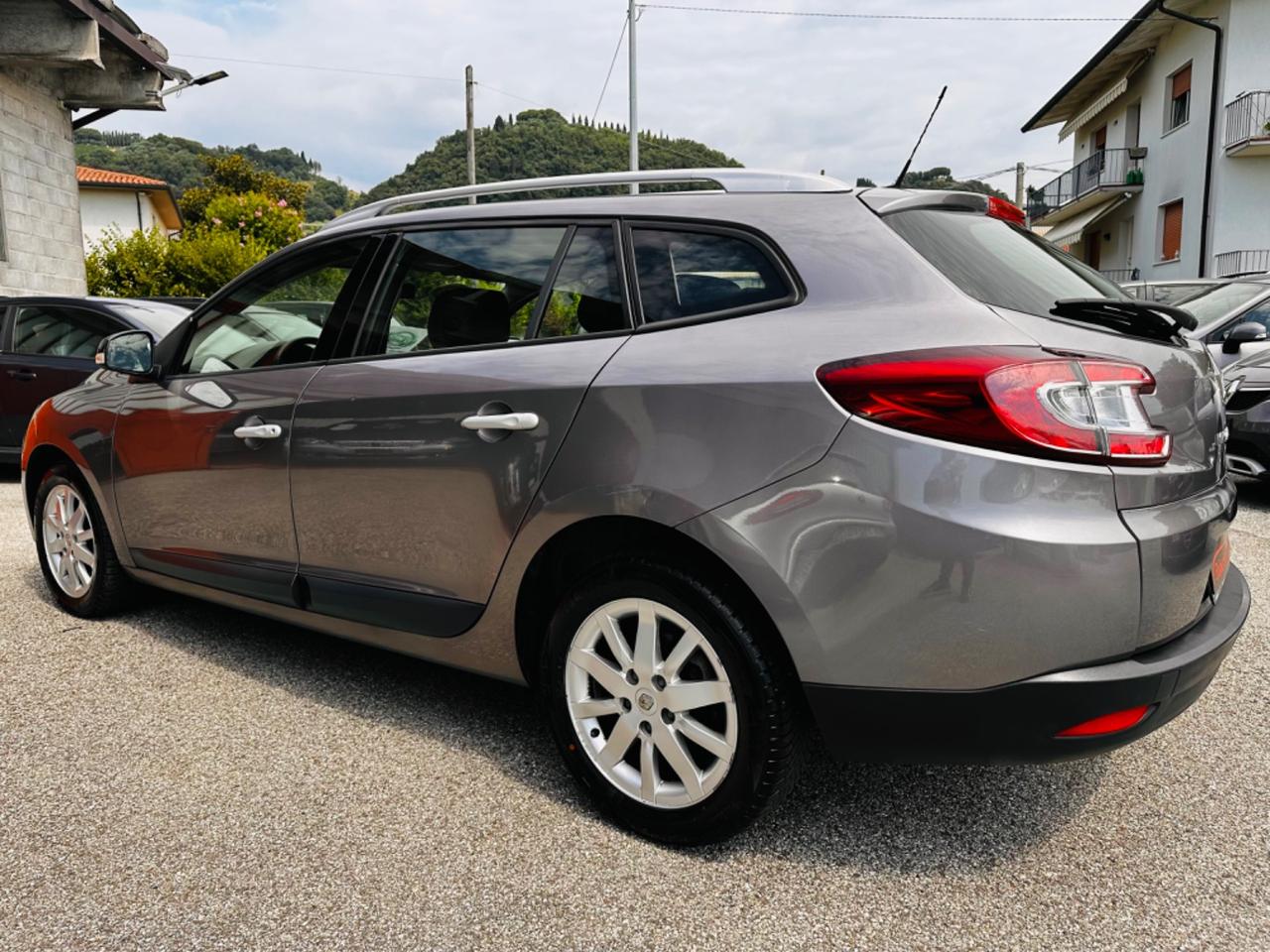 Renault Mégane 1.5 dCi 110CV EDC SporTour GT Line