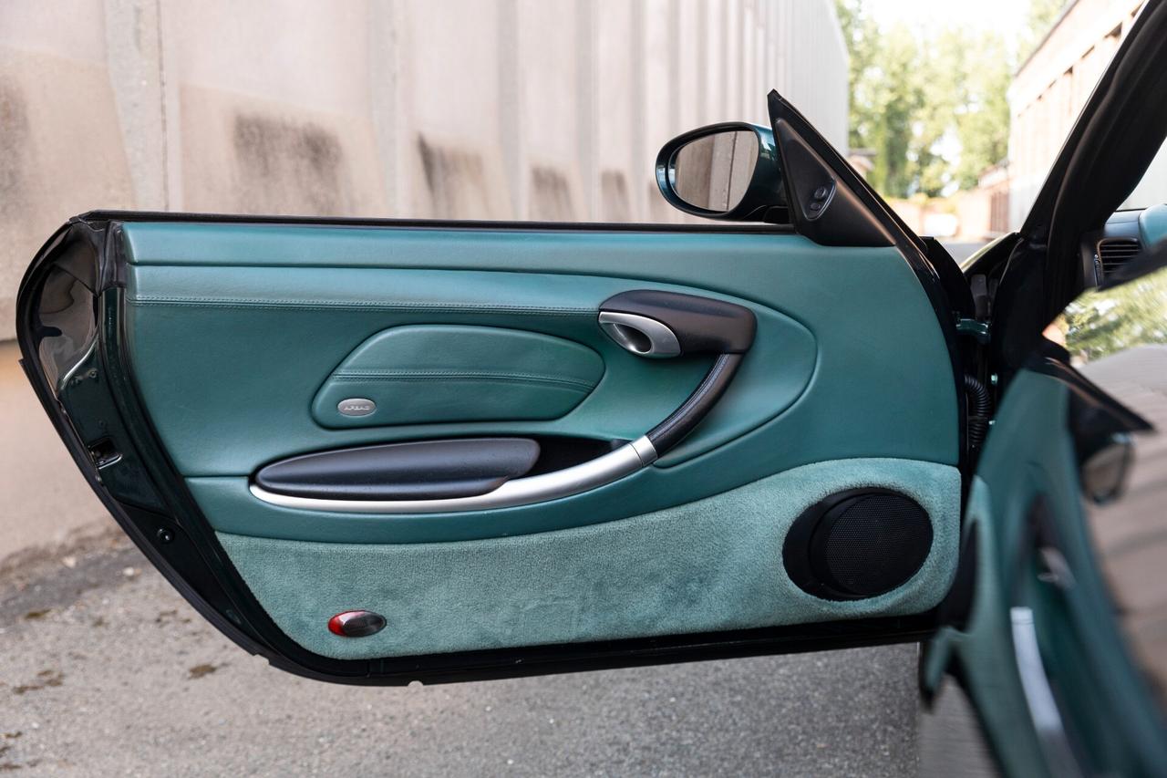 Porsche Boxster 3.2i 24V cat S