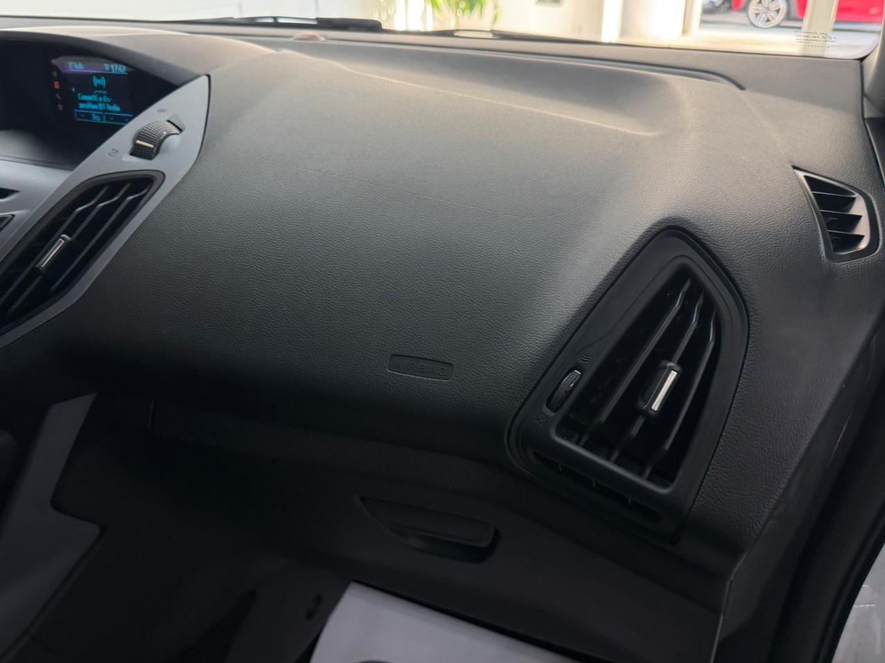 Ford B-Max 1.6 TDCi 95CV Titanium