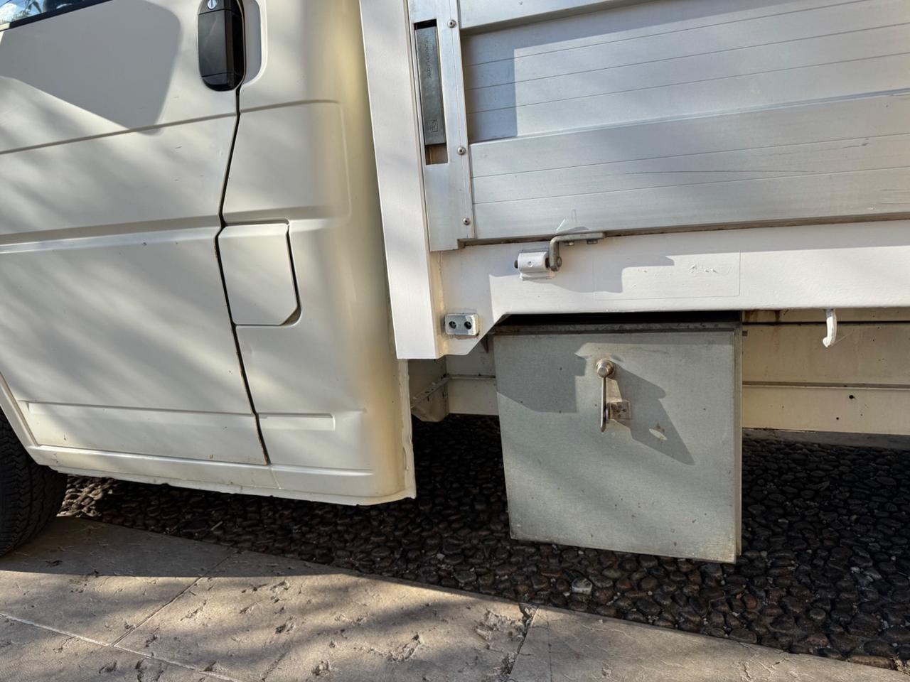 Volkswagen Transporter Cassonato T4 2.4