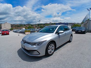 Volkswagen Golf 8 2.0 TDI 115CV 2020