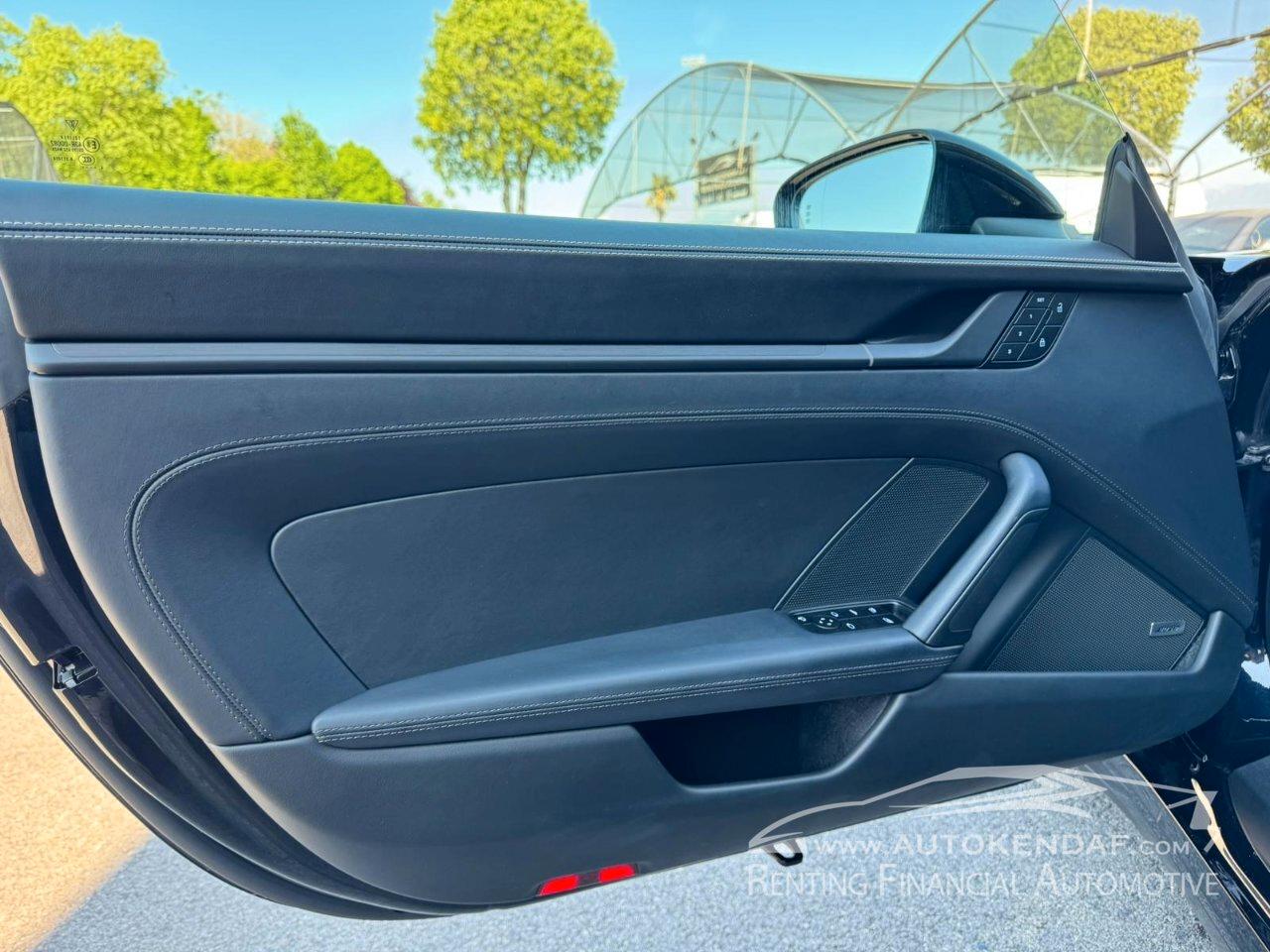 Porsche 911 Cabrio 992.2 3.6 Carrera 4 GTS auto