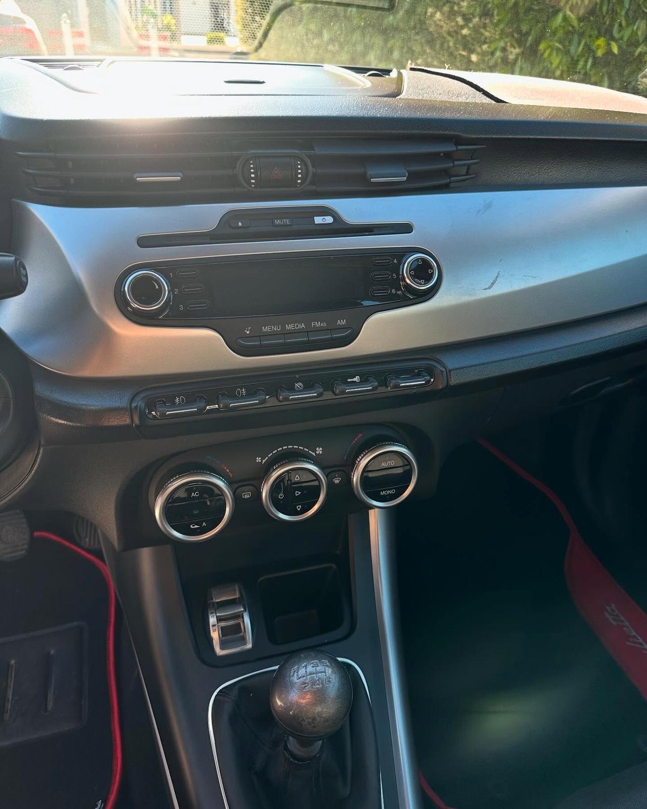 Alfa Romeo Giulietta 1.4 Turbo MultiAir Exclusive