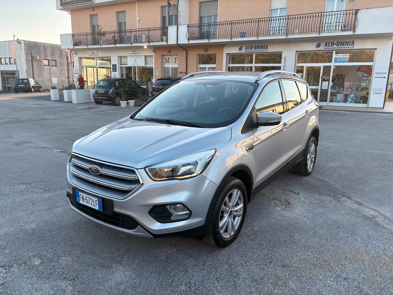 Ford Kuga 1.5 TDCI 120 CV S&S 2WD Titanium
