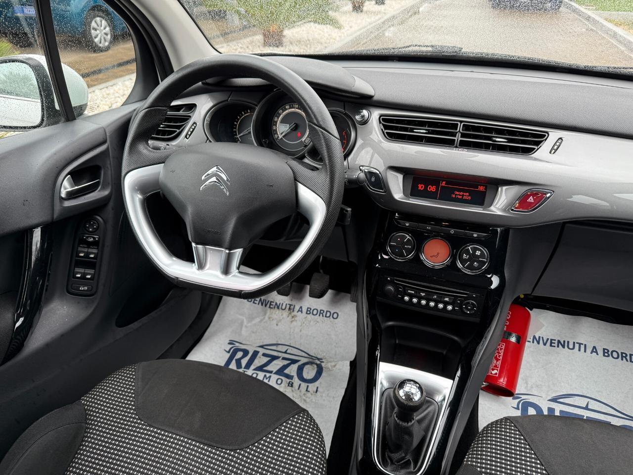 Citroen C3 1.2 VTi 82 Exclusive Tetto