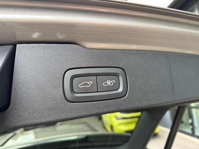 Volvo V60 II 2019 2.0 b4 Inscription auto