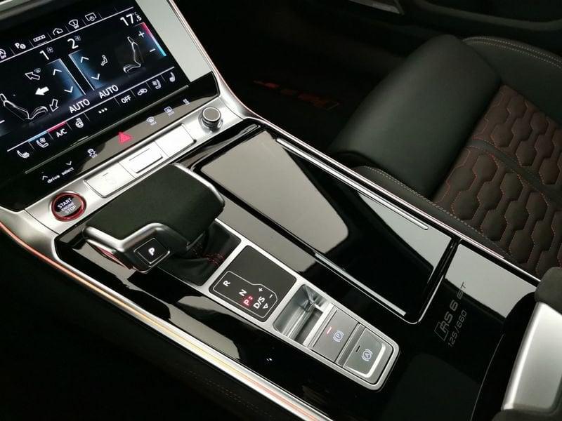 Audi A6 RS6 Avant 4.0 mhev performance quattro tiptronic