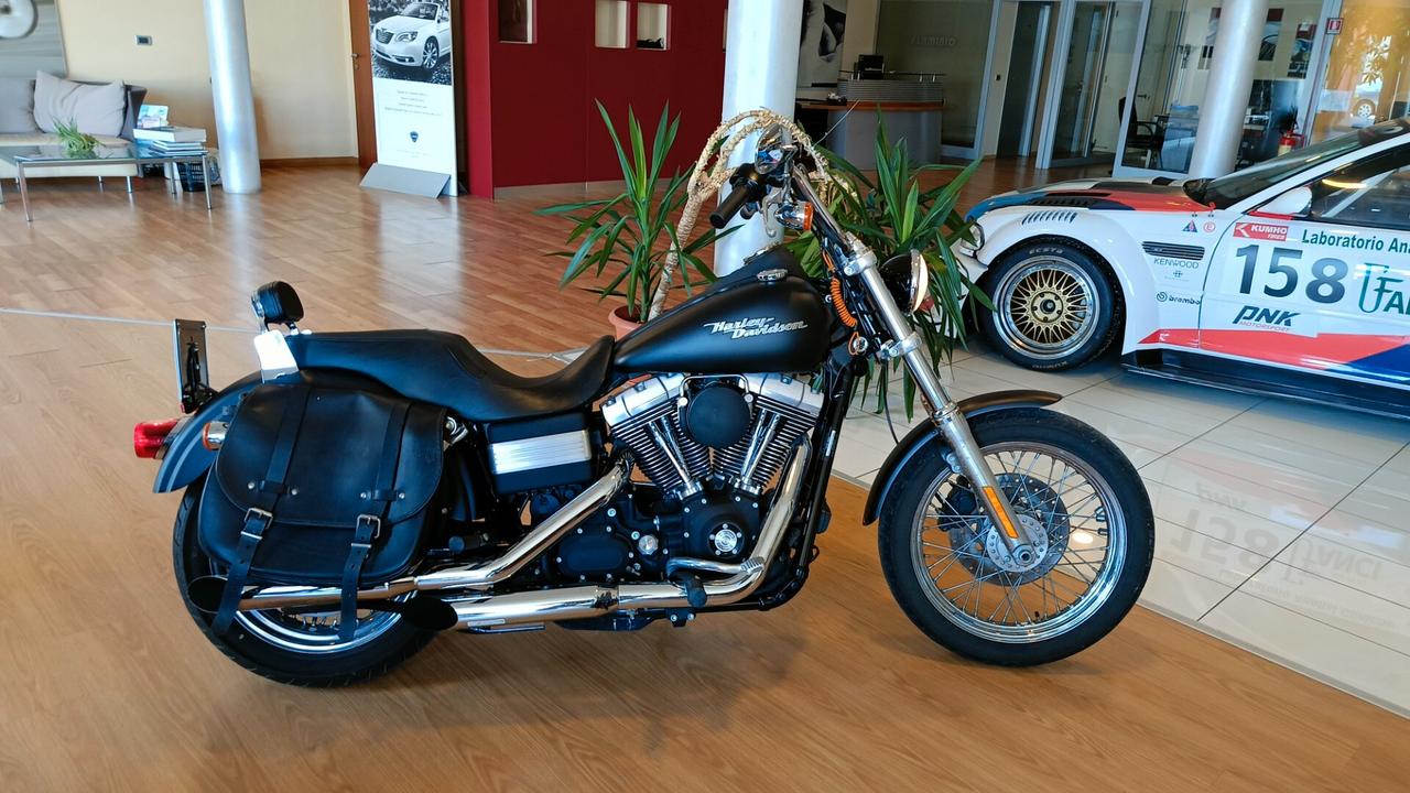 Harley-davidson Dyna Street Bob FXDB
