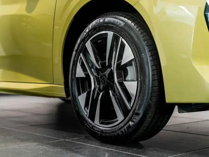 Peugeot 208 Hybrid 145 e-DCS6 Allure