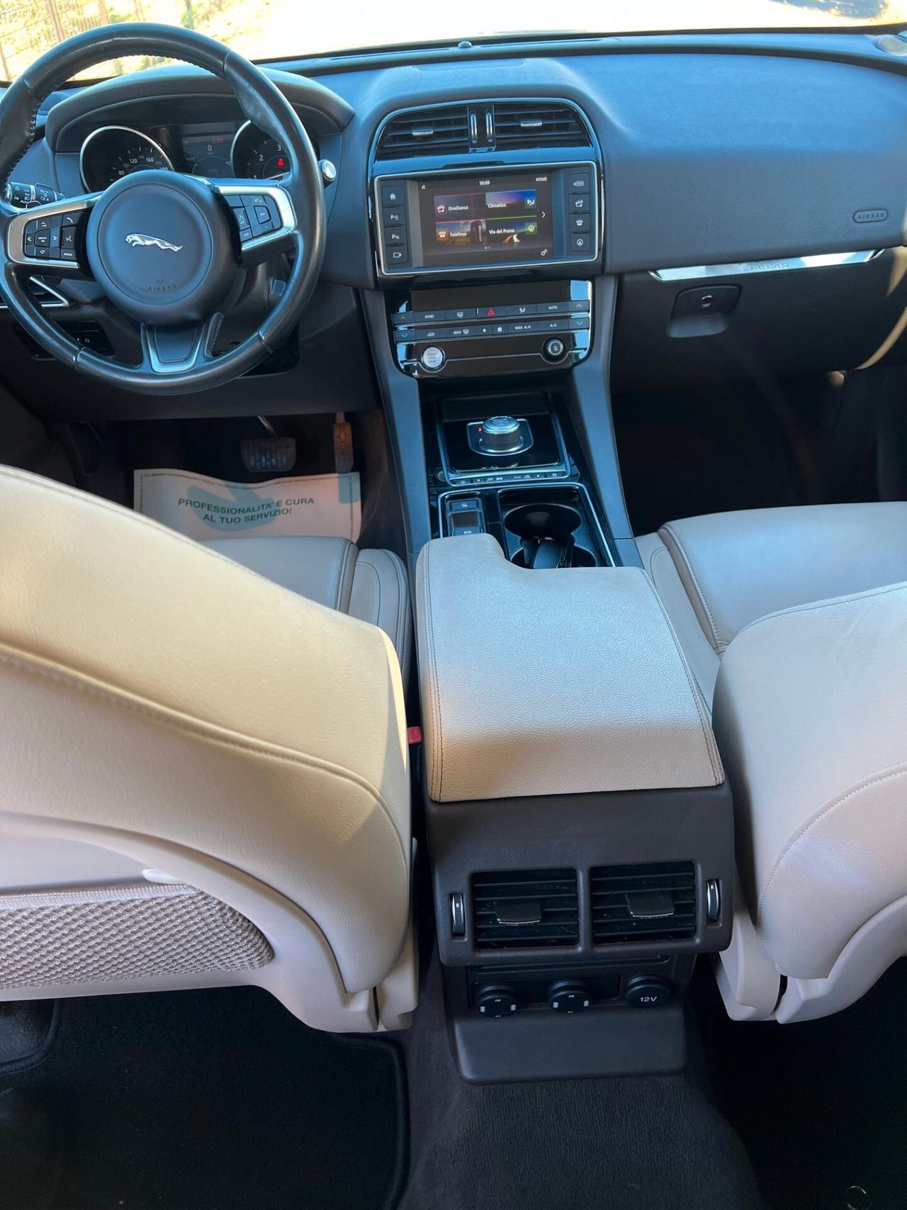 Jaguar F-Pace 2.0 D 240 CV AWD aut. Prestige