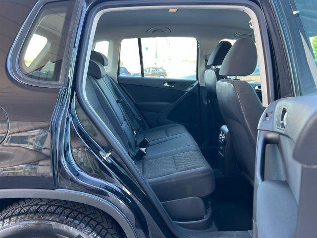 VOLKSWAGEN Tiguan 2.0 TDI 110 CV Cross BlueMotion Technology