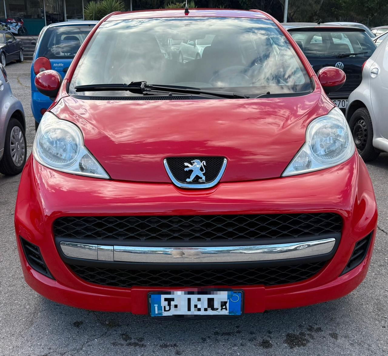 Peugeot 107 1.0 68CV 5p. Sweet Years c.a.m.b.i.o.-a,u,t,o,m,a,t,i,c,