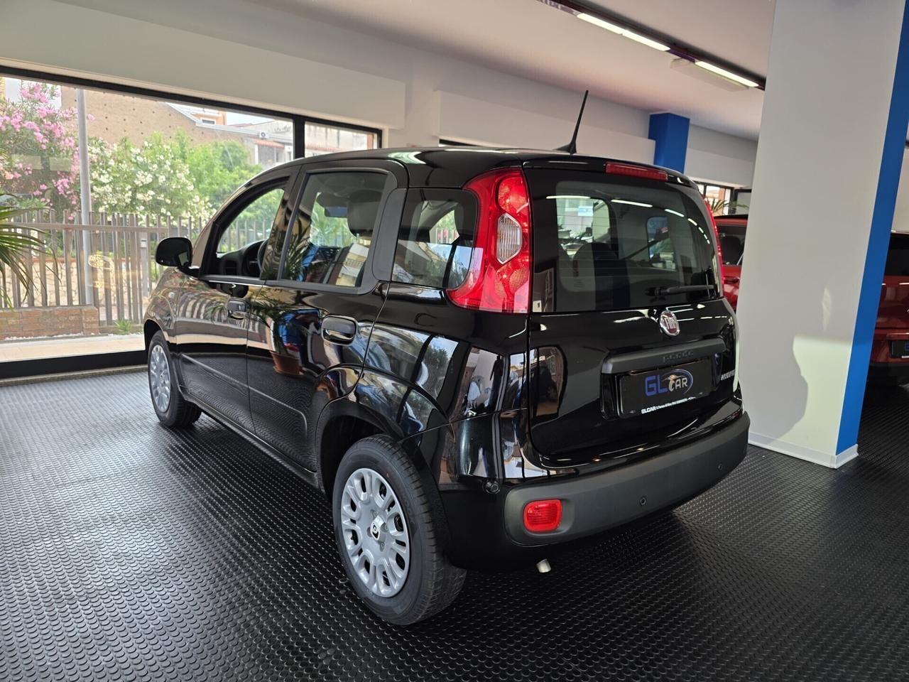 NUOVA Fiat Panda 1.0 FireFly S&S Hybrid