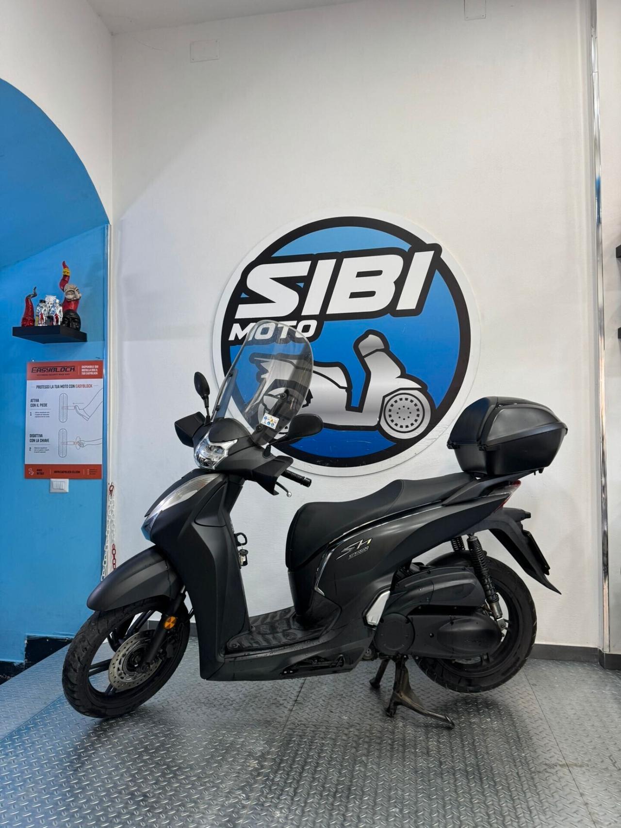 Honda SH 300