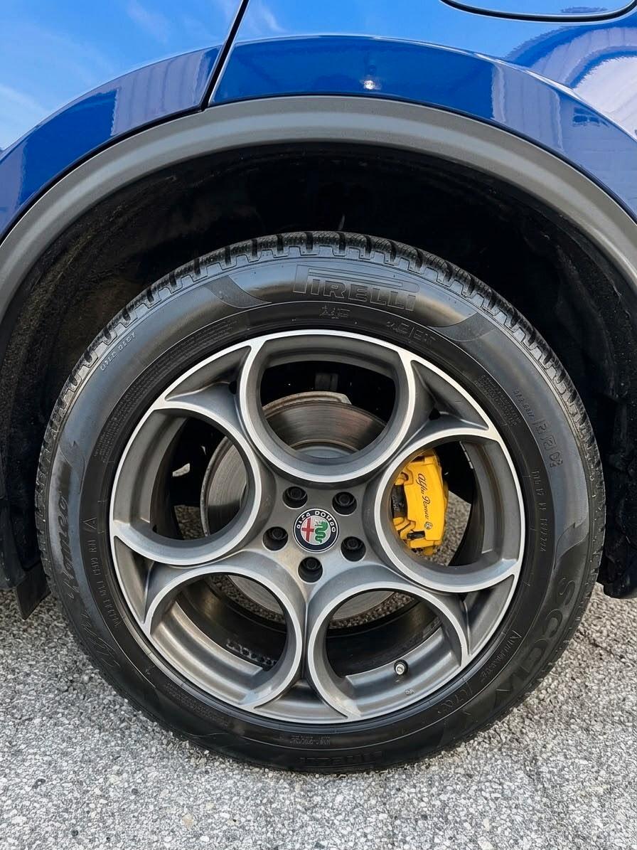 Alfa Romeo Stelvio 2.2 Turbodiesel 190 CV AT8 RWD Sprint