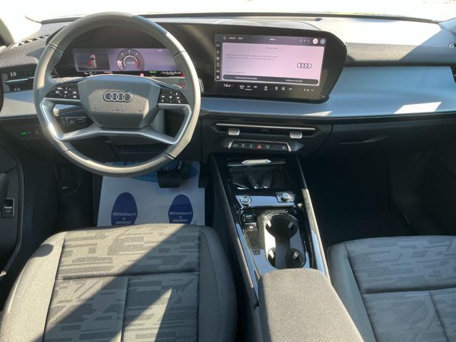 AUDI Q3 TDI 110 kW S tronic Business Advanced New Model