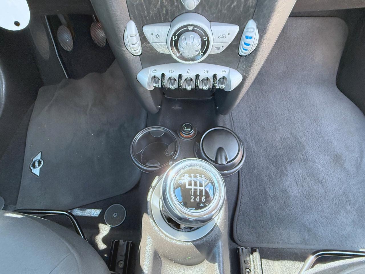 Mini 1.6 16V Cooper Solo Km 97.800!!!