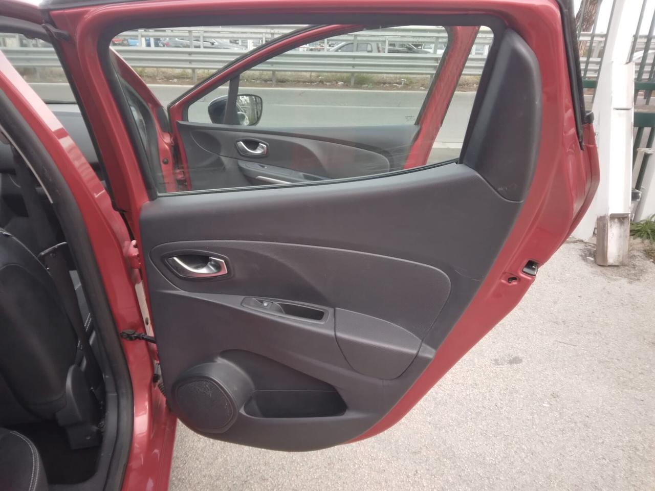Renault Clio 1.5 dCi Costume National 2015