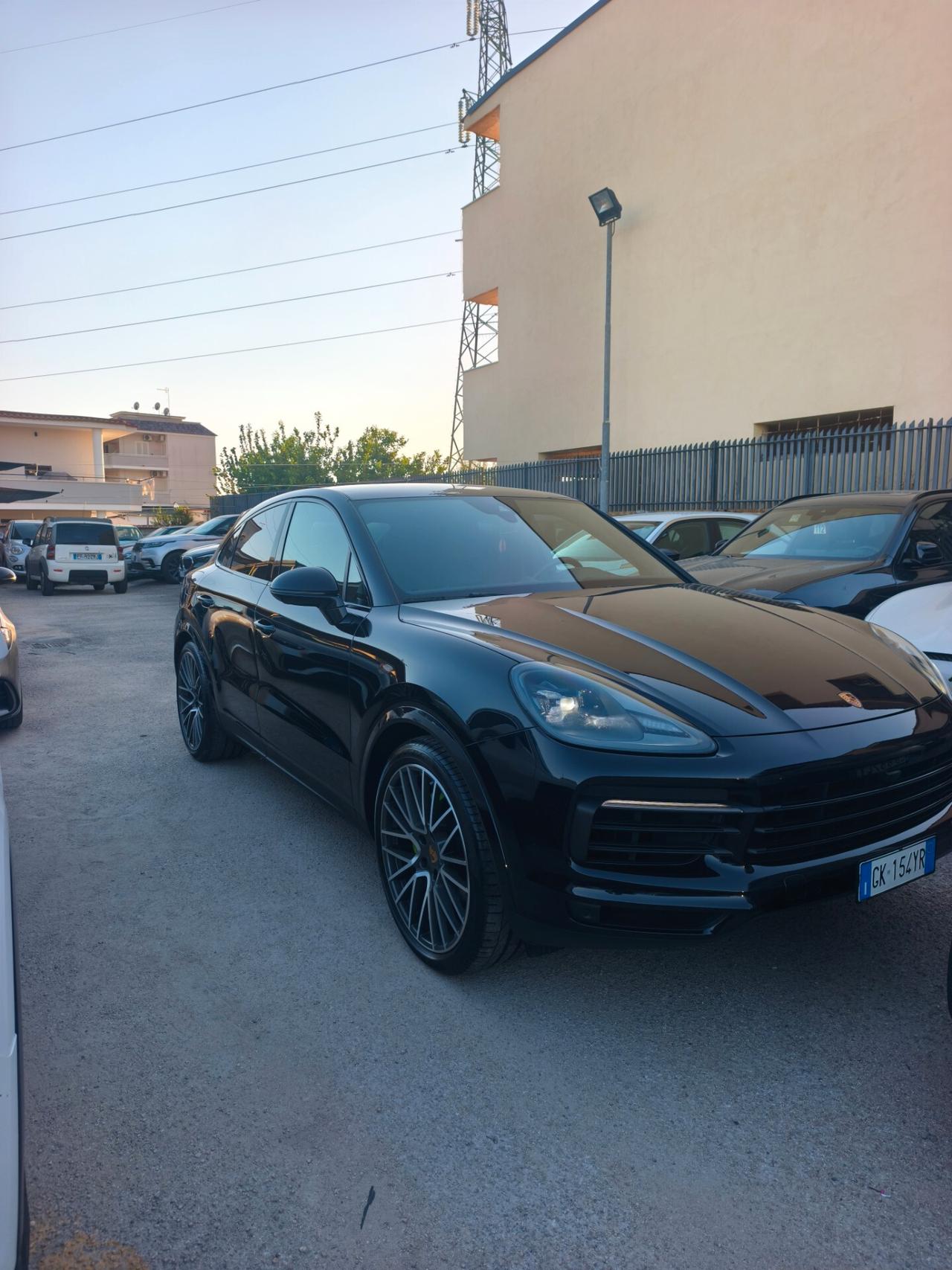 Porsche Cayenne Coupé 3.0 V6 platinum edition