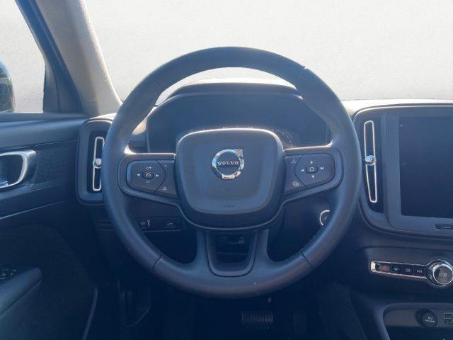 VOLVO XC40 T2 automatico Essential