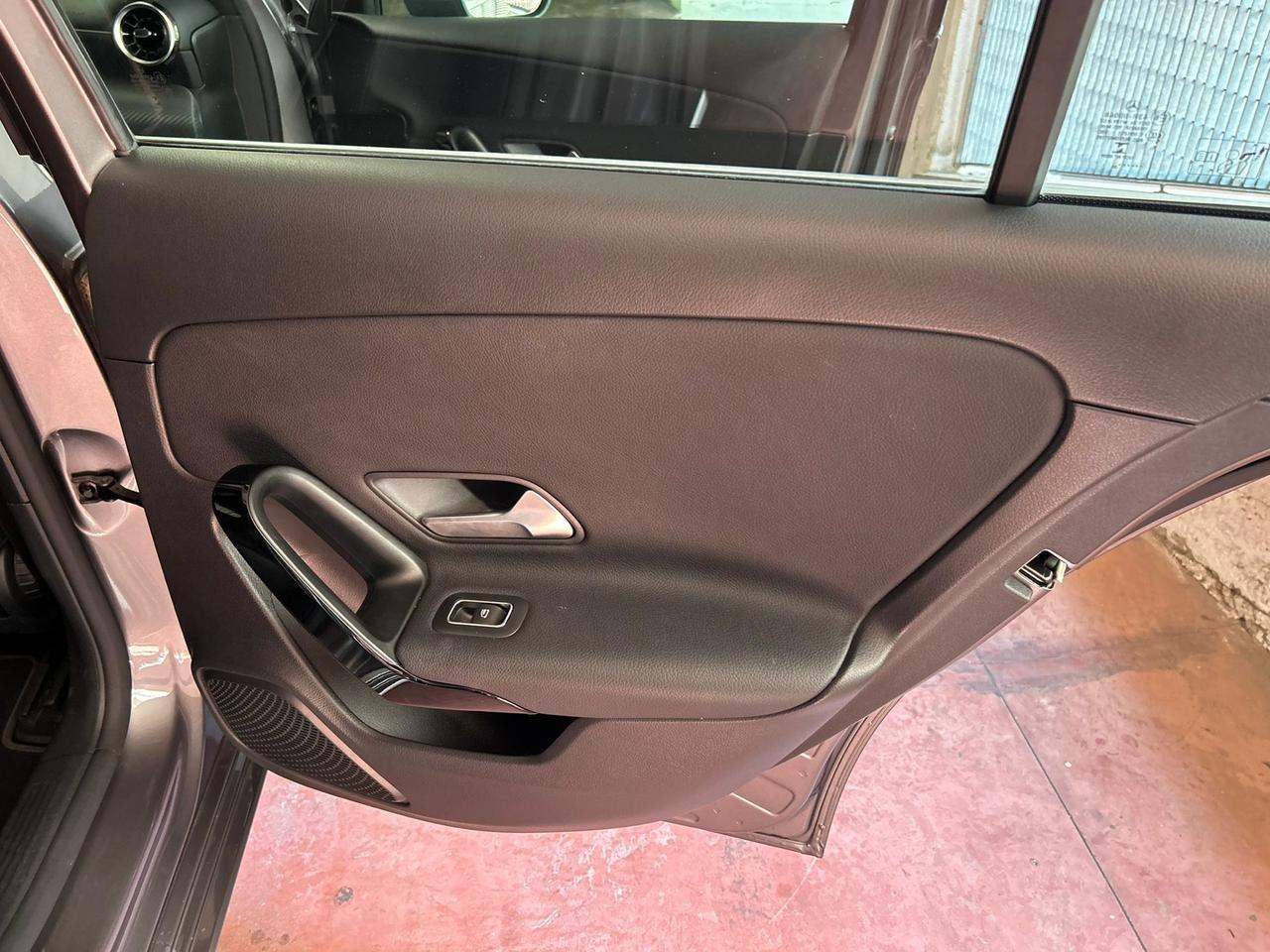 Solo da QUALITYCARS PESCARA Mercedes-benz A 180 d Automatic Executive con 25000 km NUOVAAAAAAAA