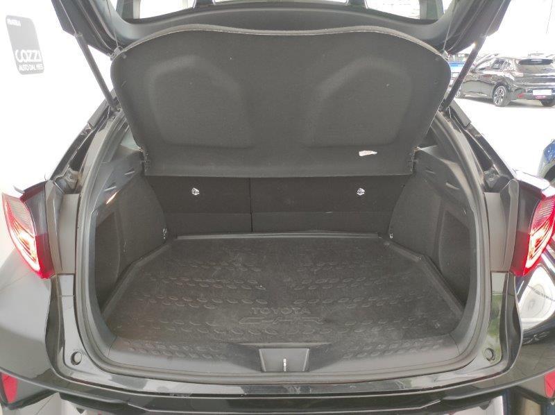 TOYOTA C-HR (2016-2023) - C-HR 1.8 Hybrid E-CVT Business