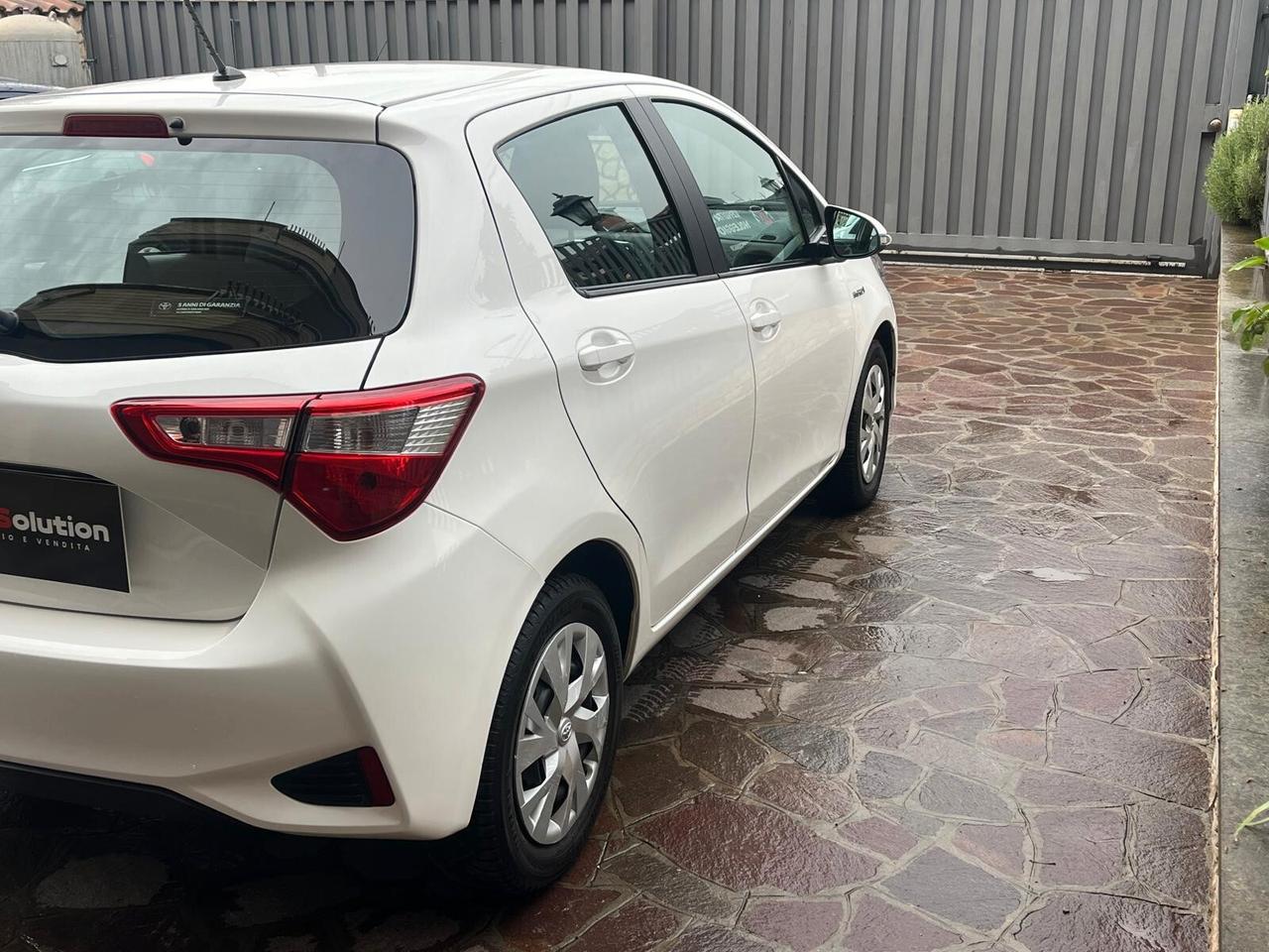 Toyota Yaris 1.5 Hybrid 5 porte Business