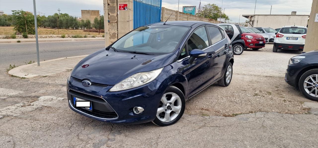 Ford Fiesta 1.2 Benz 5 porte Titanium 2011