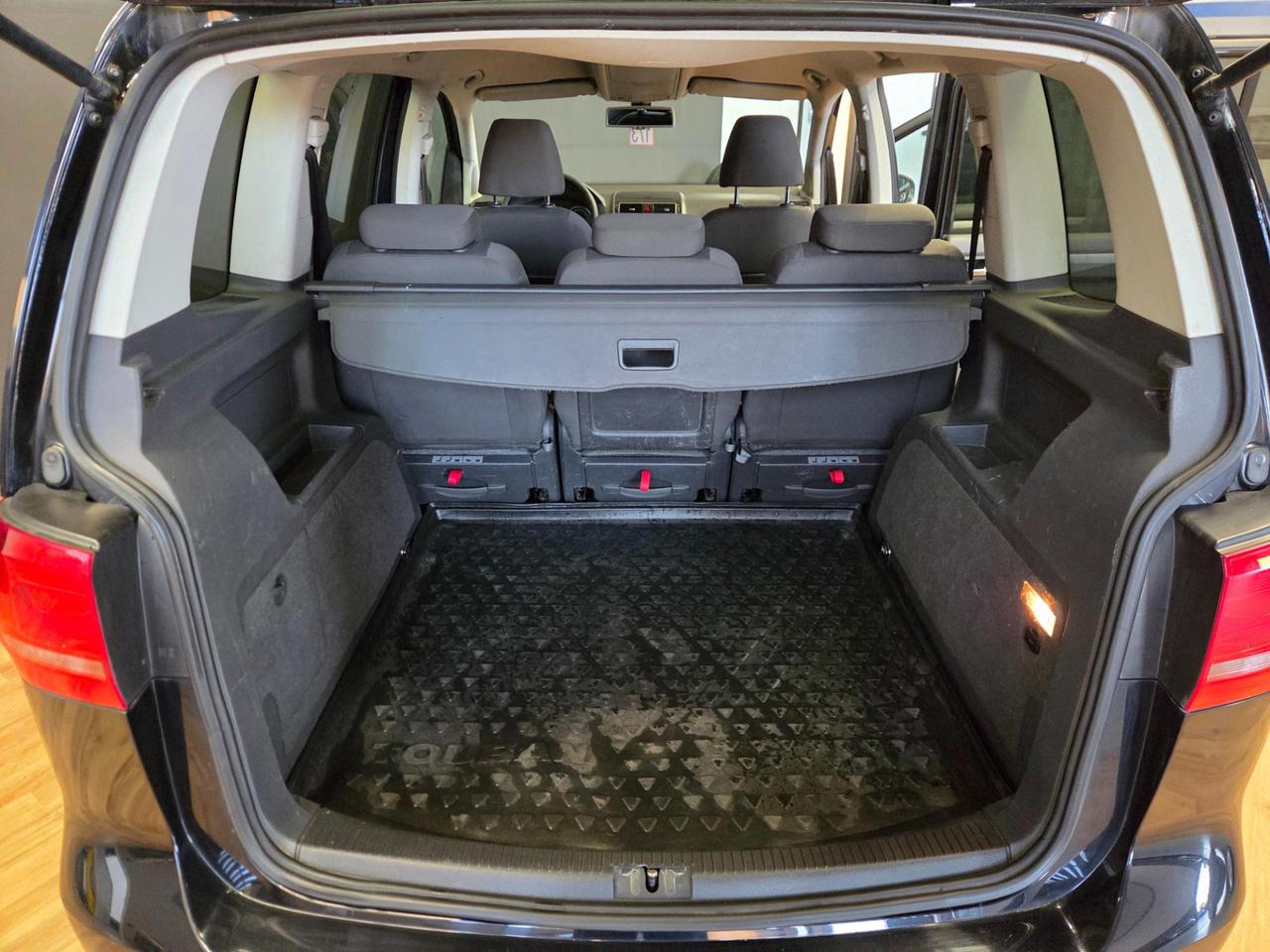 Volkswagen Touran 1.6 tdi Trendline