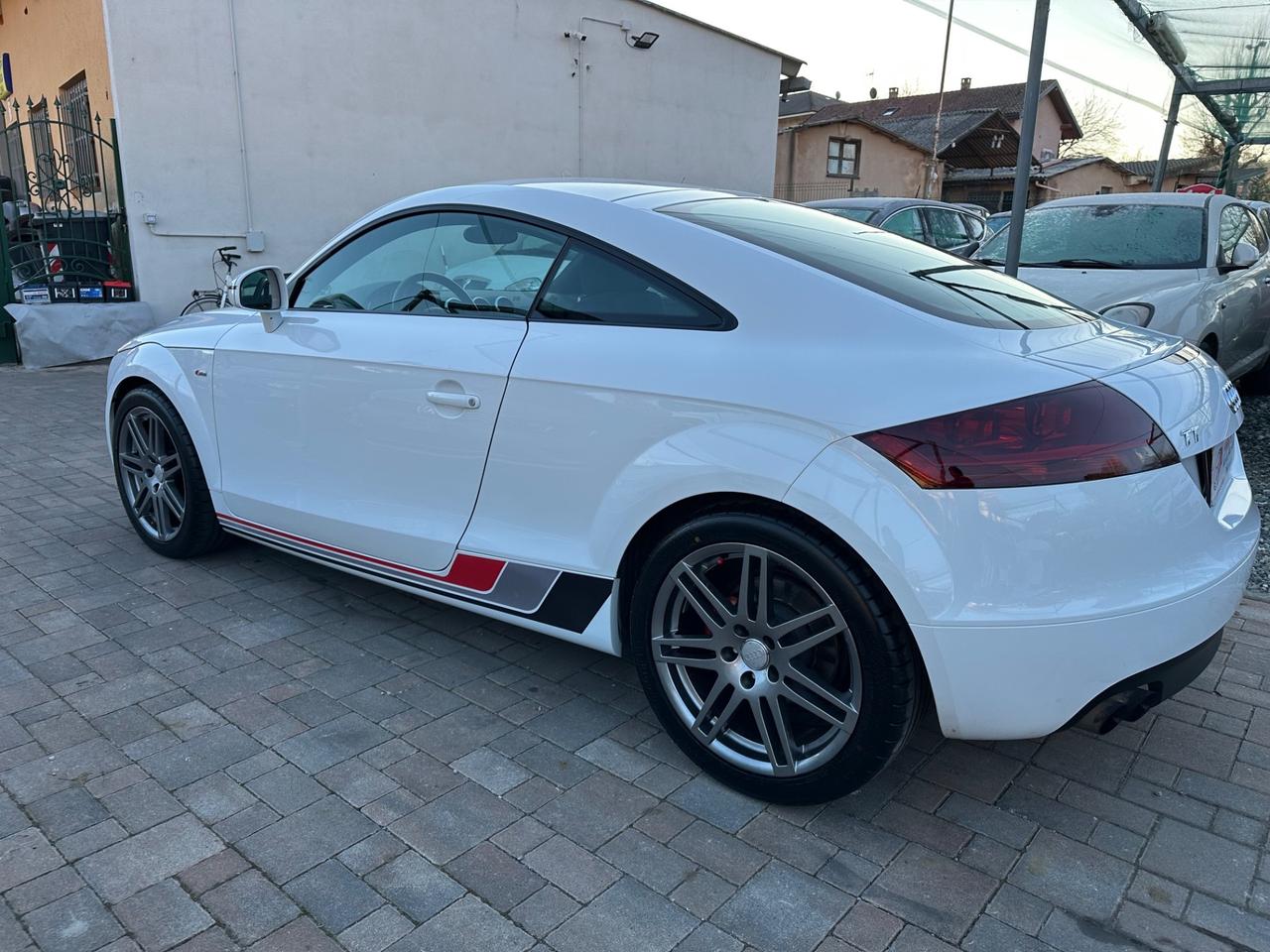 Audi TT Coupé 1.8 TFSI Advanced plus