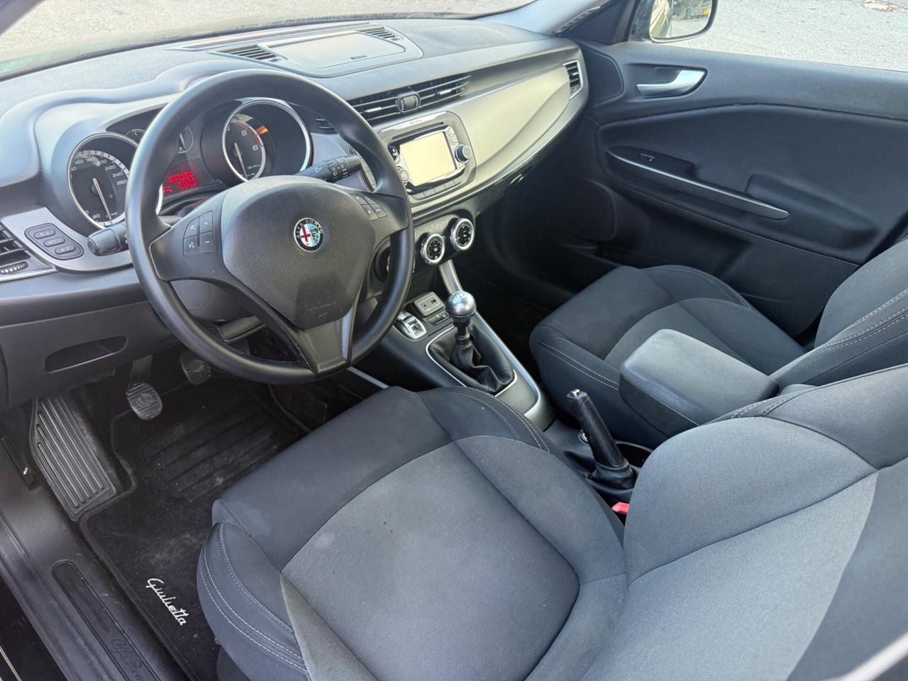 Alfa Romeo Giulietta 1.6 JTDm-2 120 CV Distinctive