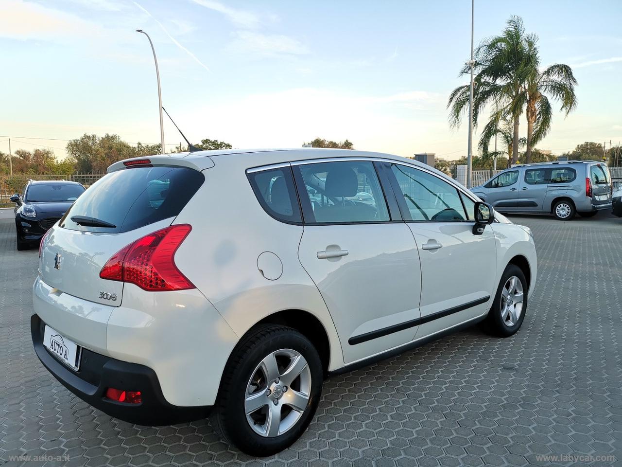 PEUGEOT 3008 1.6 HDi 112 CV Business