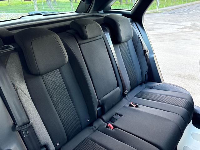 PEUGEOT 3008 1.5 BlueHDi 130 S&S Active Business