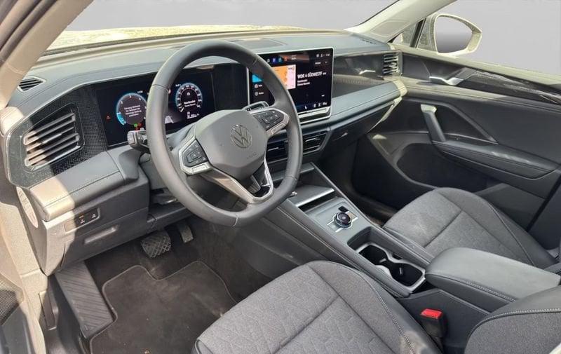 Volkswagen Tiguan Tiguan 2.0 TDI 150 CV DSG Life Cockpit Camera 18"