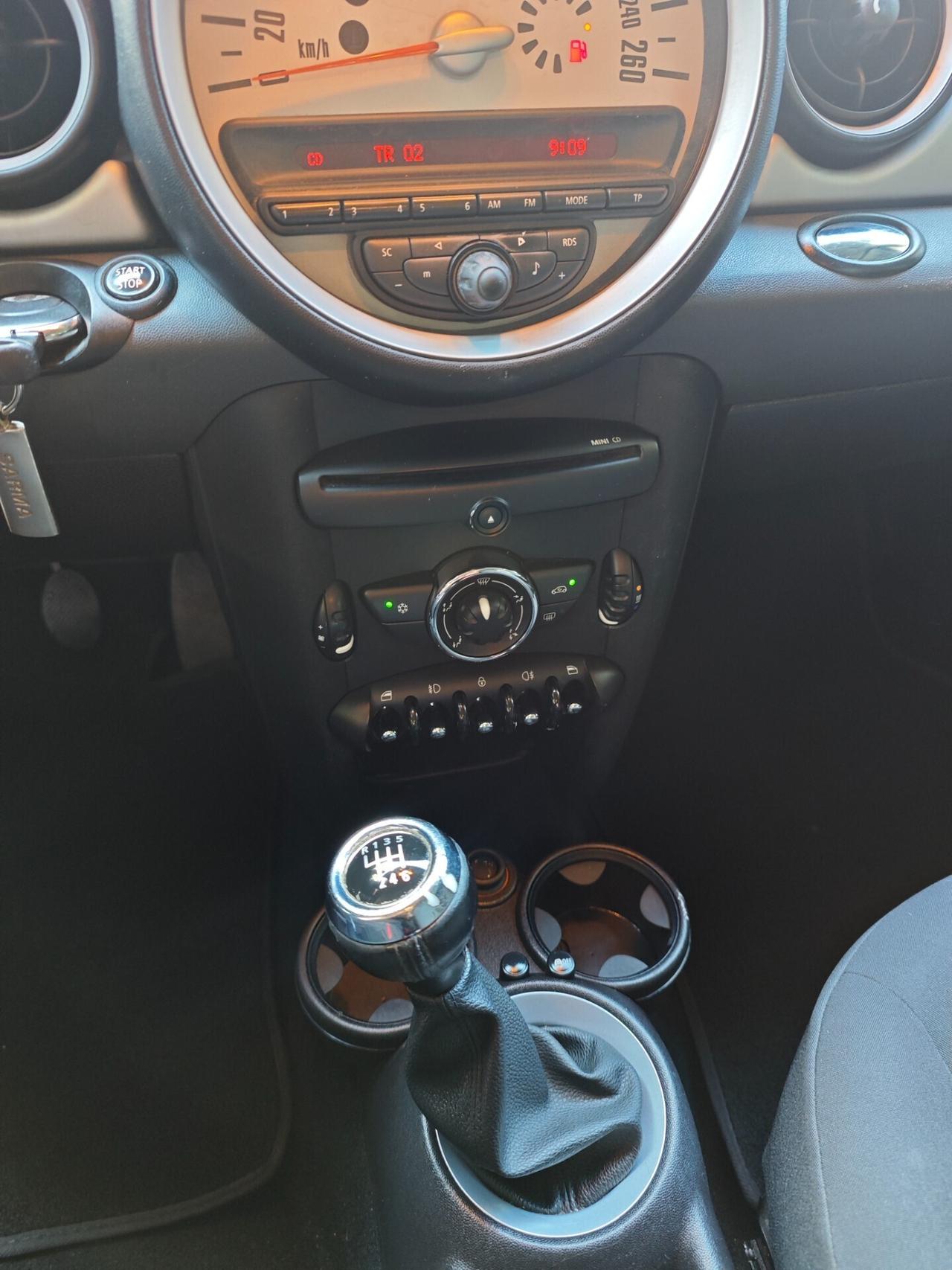 Mini 1.6 16V One (55kW)