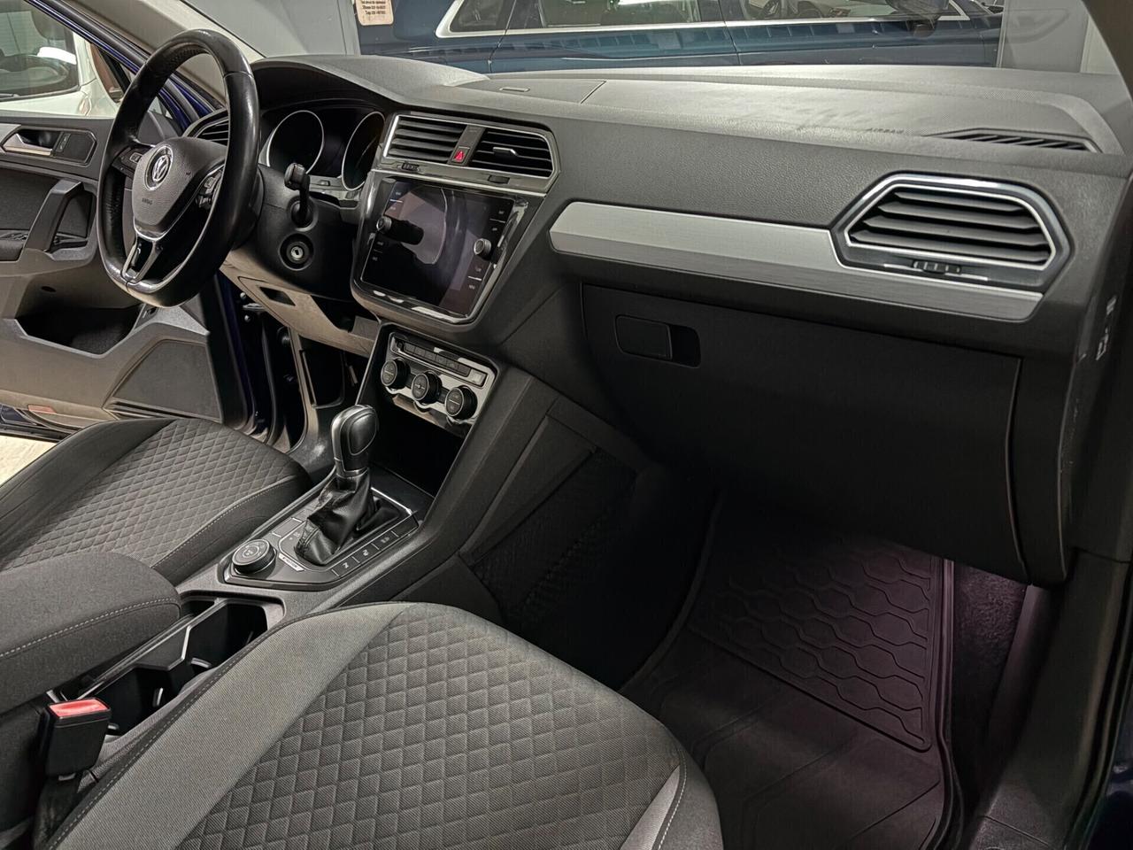 Volkswagen Tiguan 2.0 TDI DSG ** SPORT 4MOTION BMT