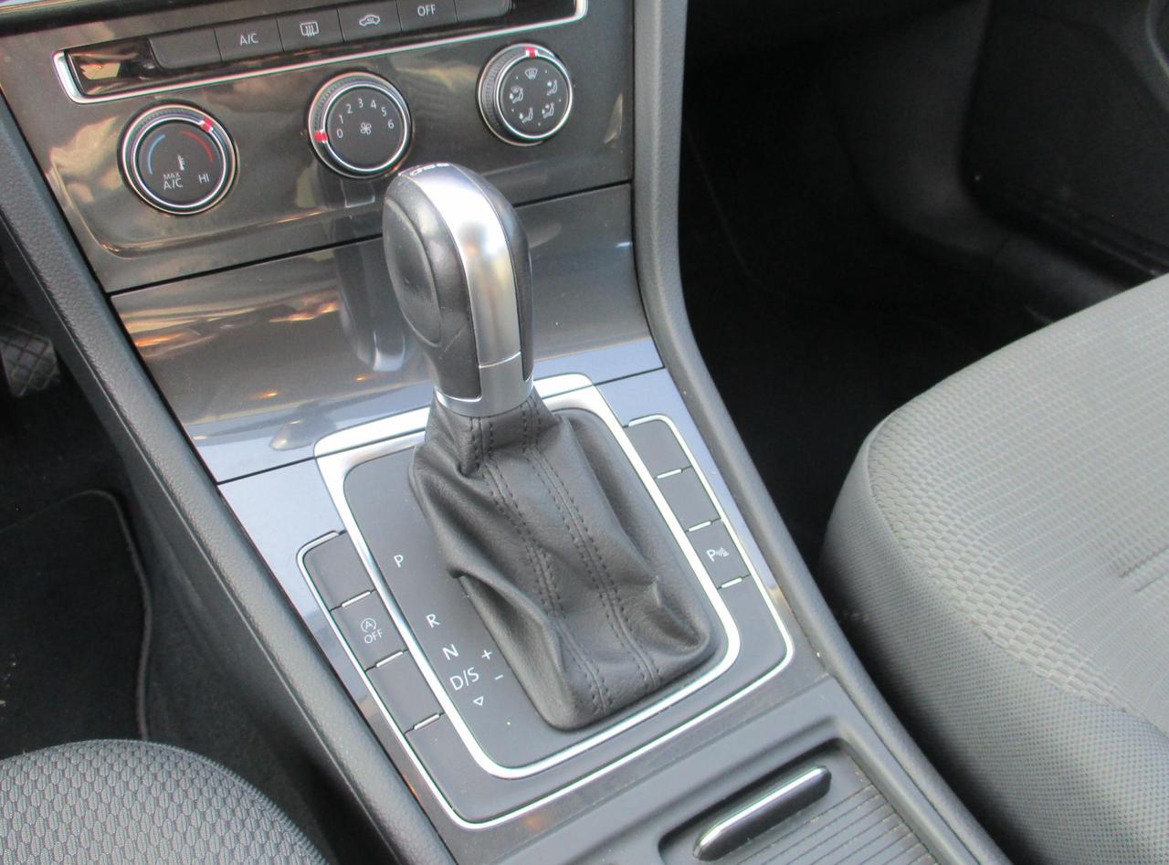 Volkswagen Golf 5 Porte Golf 5p 1.6 tdi Business 115cv dsg