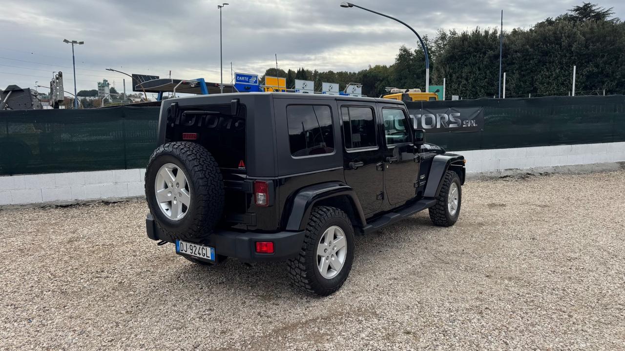 Jeep Wrangler Unlimited 2.8 CRD PASSO LUNGO