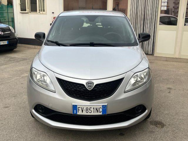 LANCIA Ypsilon 1.2 69 CV 5 porte Gold