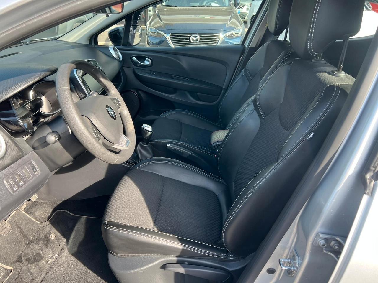 Renault Clio dCi 8V 75 CV 5 porte Moschino Intens